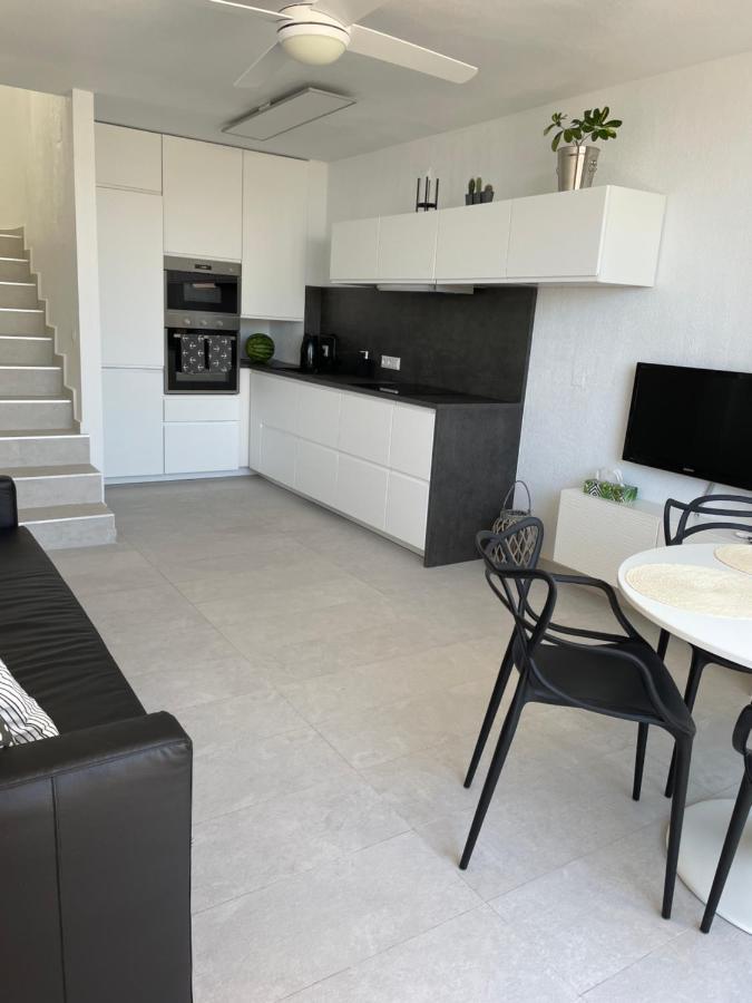 Casa Alexandra - Cosy 2Bedroom Duplex Torrevieja Kültér fotó